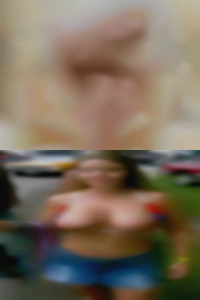 Mature bi and woman bi curious females for posing nude!