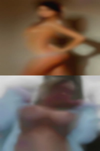 Swinging hot women black pussy.